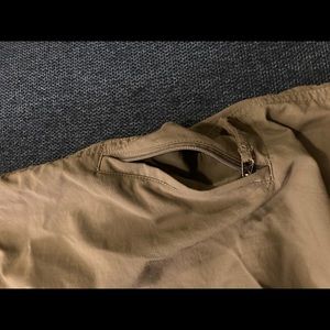 Brown North Face capris